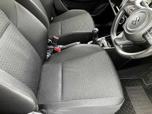 スズキ スイフト XL セーフティパッケージ装着車