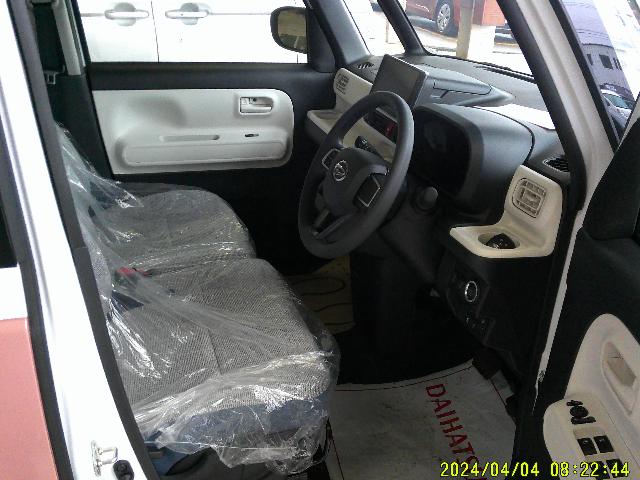 ダイハツ ムーヴキャンバス ストライプス X