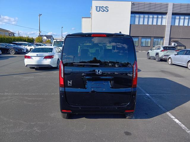 ホンダ N-BOX ベースグレード