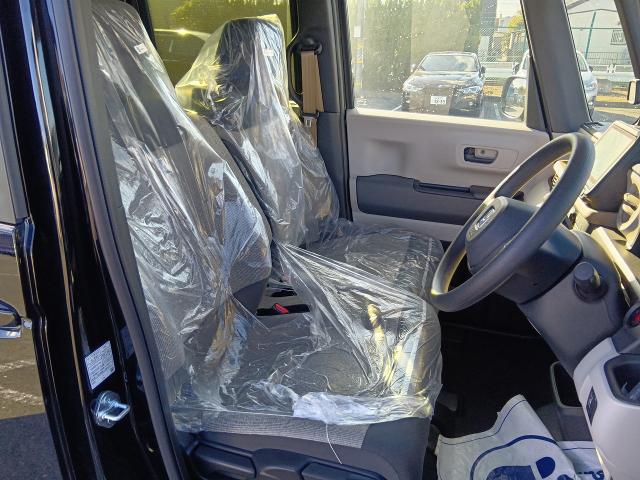 ホンダ N-BOX ベースグレード