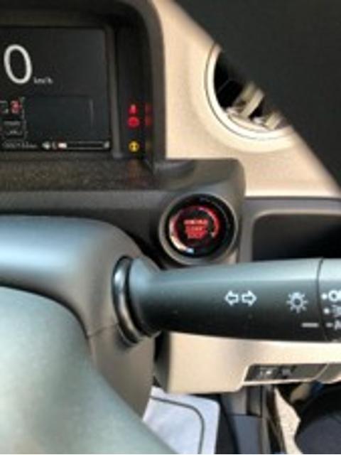 ホンダ N-BOX ベースグレード