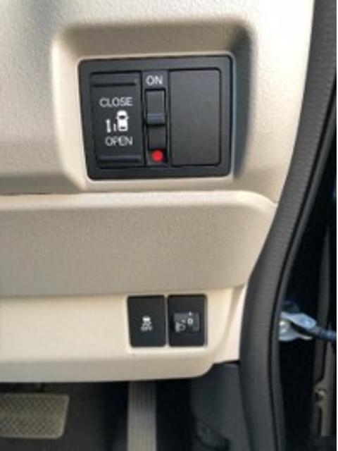 ホンダ N-BOX ベースグレード