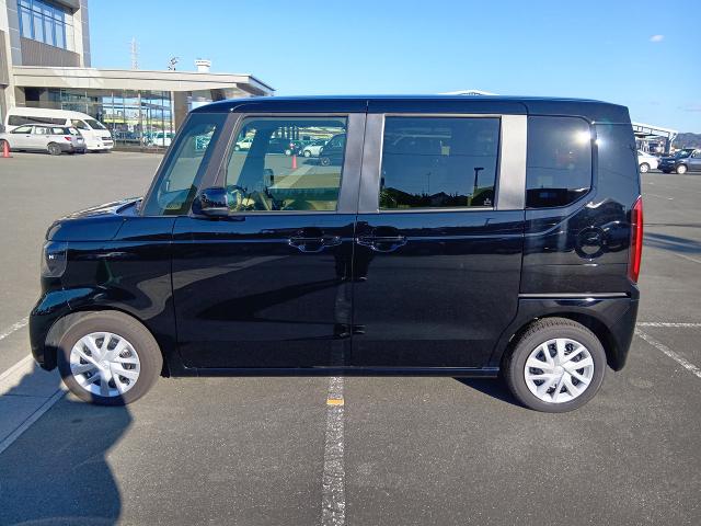 ホンダ N-BOX ベースグレード