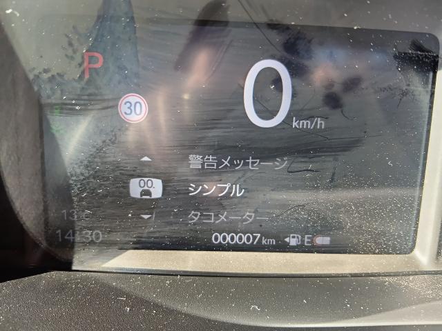 ホンダ N-BOX ベースグレード