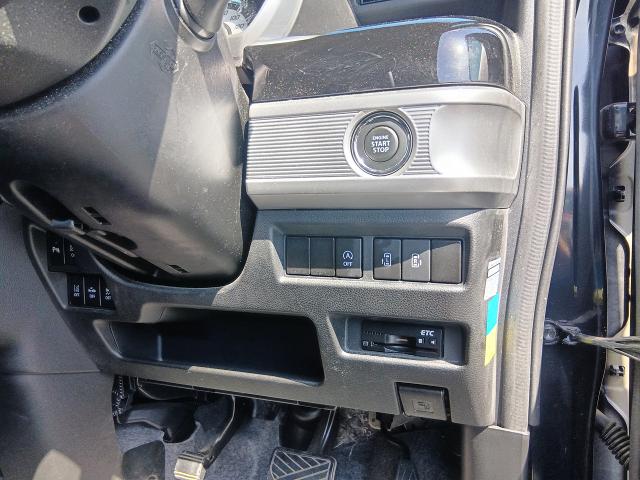 スズキ スペーシアカスタム ハイブリッド XS