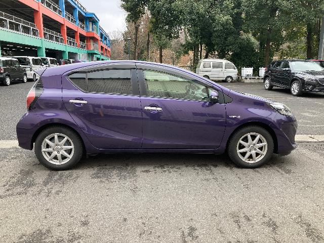 トヨタ アクア S スタイルブラック