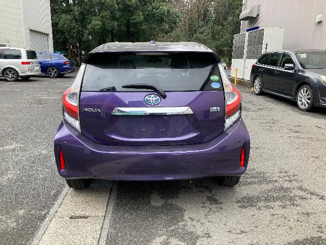 トヨタ アクア S スタイルブラック