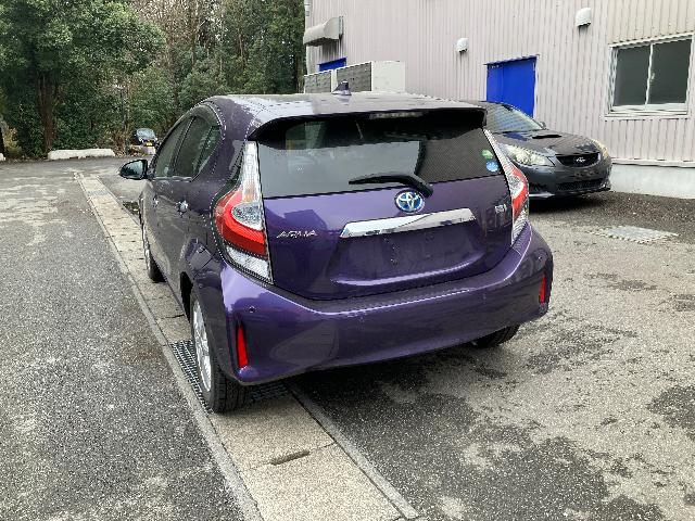 トヨタ アクア S スタイルブラック