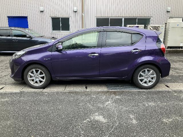 トヨタ アクア S スタイルブラック