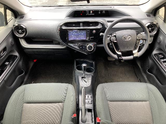 トヨタ アクア S スタイルブラック