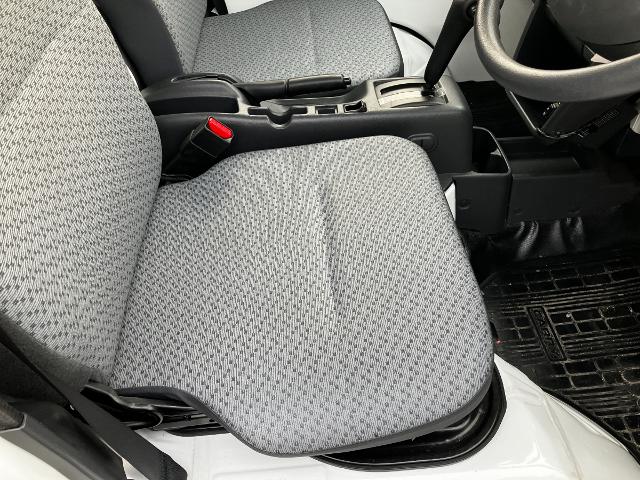 スズキ キャリィトラック 2WD KC エアコン・パワステ