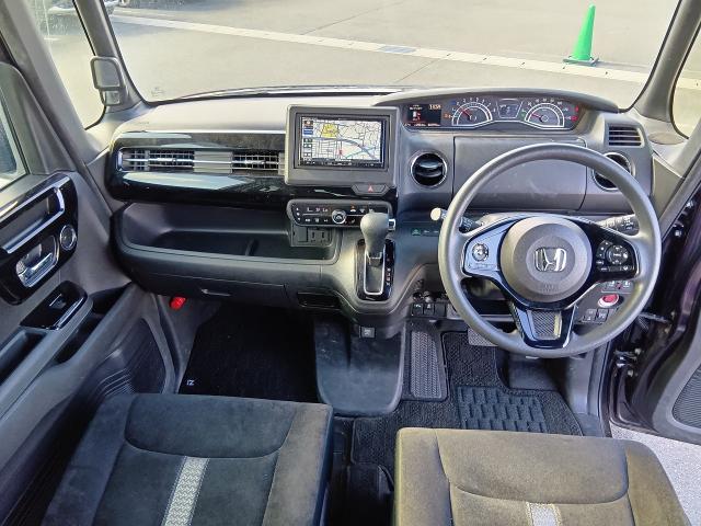 ホンダ N-BOX カスタム EX