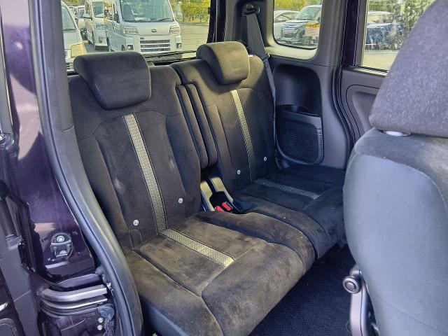 ホンダ N-BOX カスタム EX