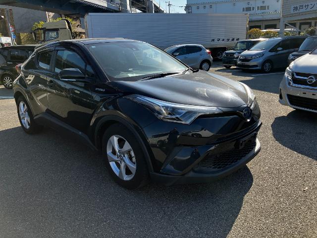 トヨタ C-HR S LEDパッケージ