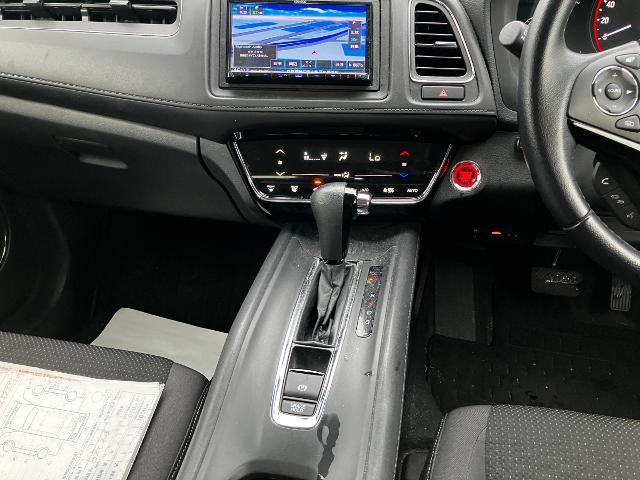 ホンダ ヴェゼル X Honda SENSING
