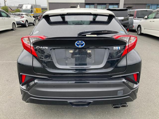 トヨタ C-HR ハイブリッド G