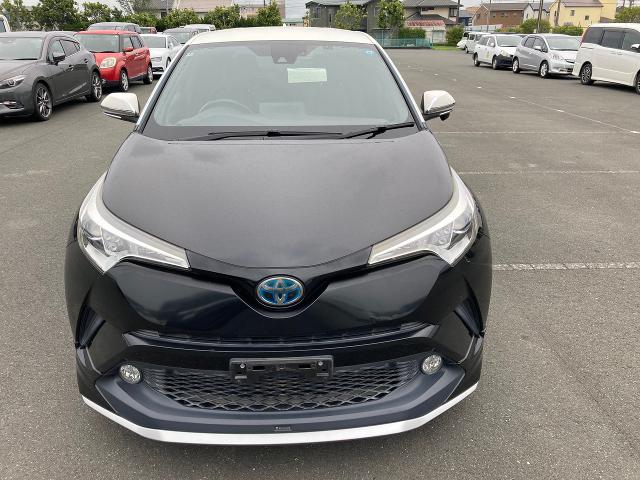 トヨタ C-HR ハイブリッド G