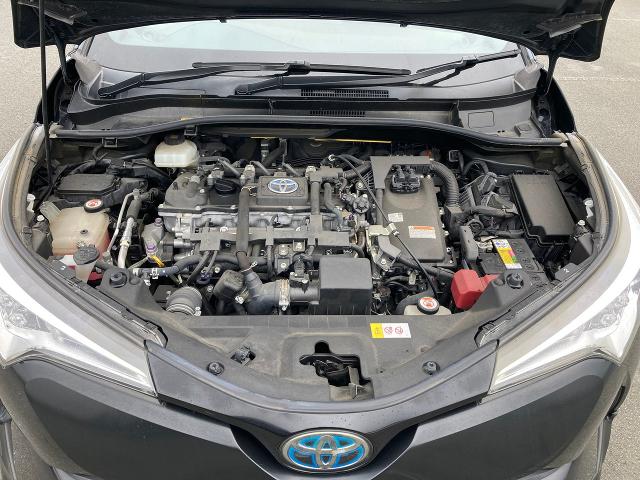 トヨタ C-HR ハイブリッド G