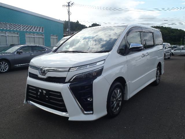 トヨタ ヴォクシー ZS “煌Ⅱ”7人