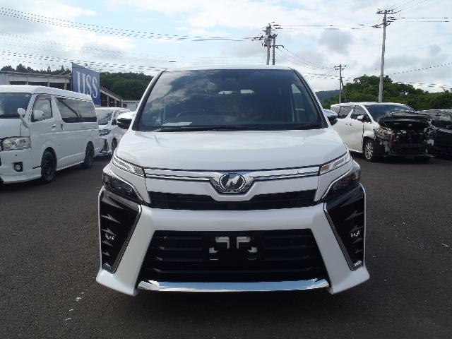 トヨタ ヴォクシー ZS “煌Ⅱ”7人