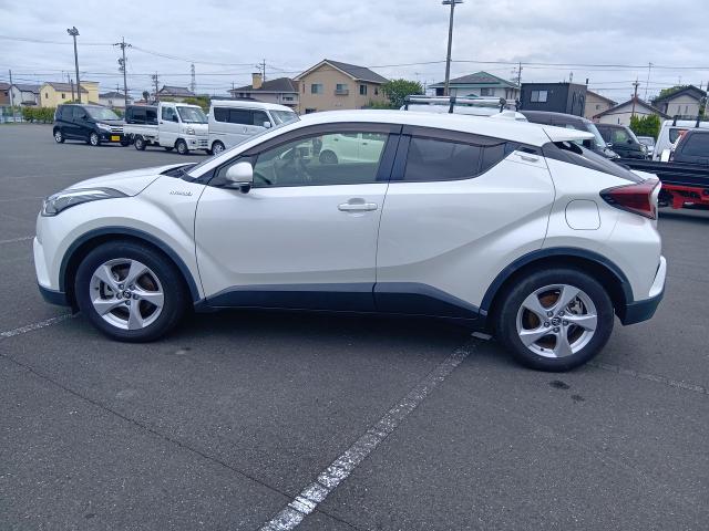 トヨタ C-HR S LEDパッケージ