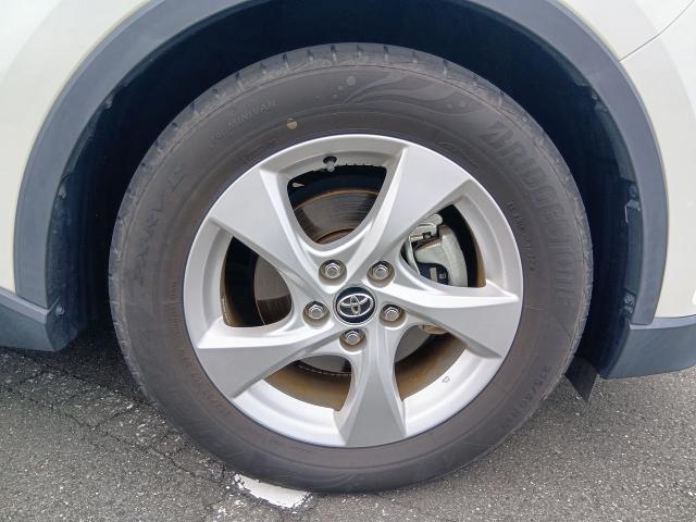 トヨタ C-HR S LEDパッケージ
