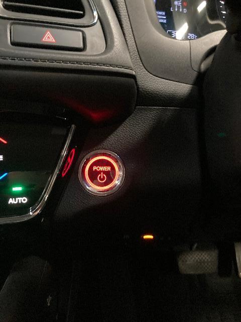 ホンダ ヴェゼルハイブリッド HYBRID X Honda SENSING