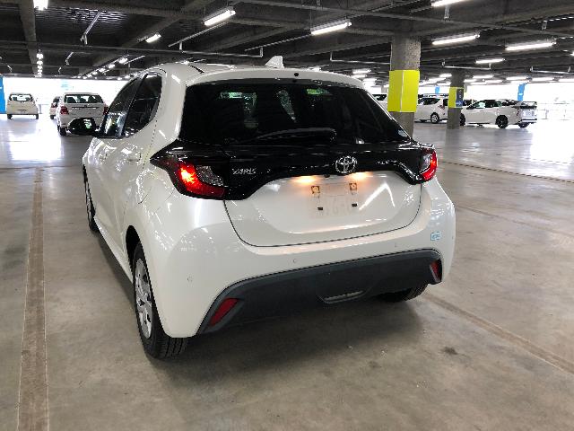 トヨタ ヤリス X