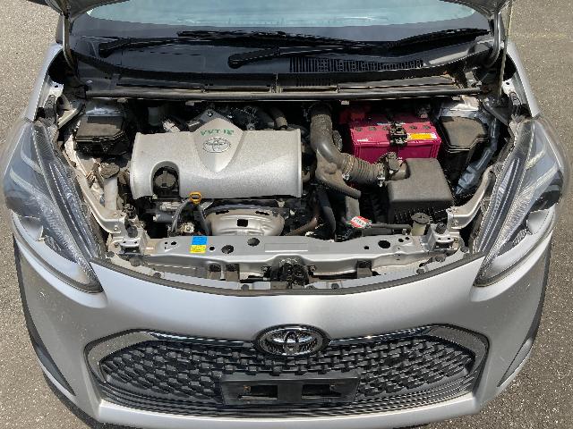 トヨタ シエンタ G クエロ