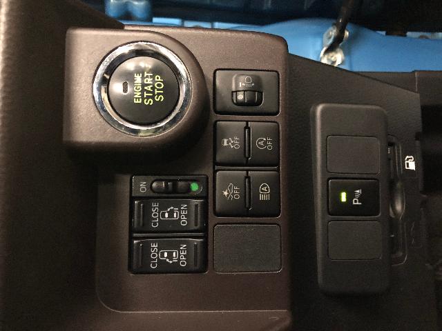 トヨタ ルーミー G