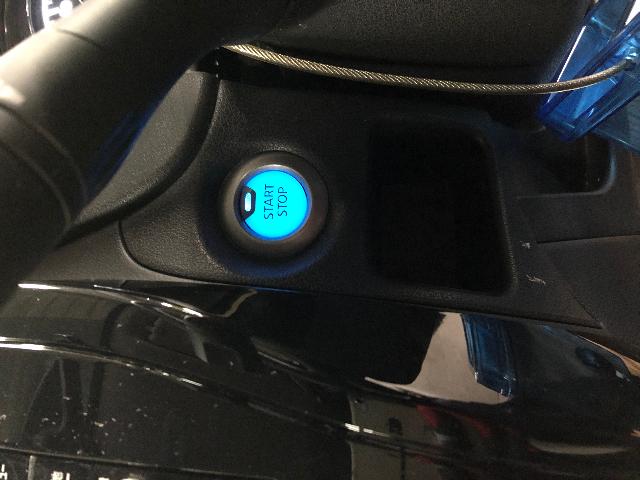 日産 ノート　ＨＢ e-POWER X