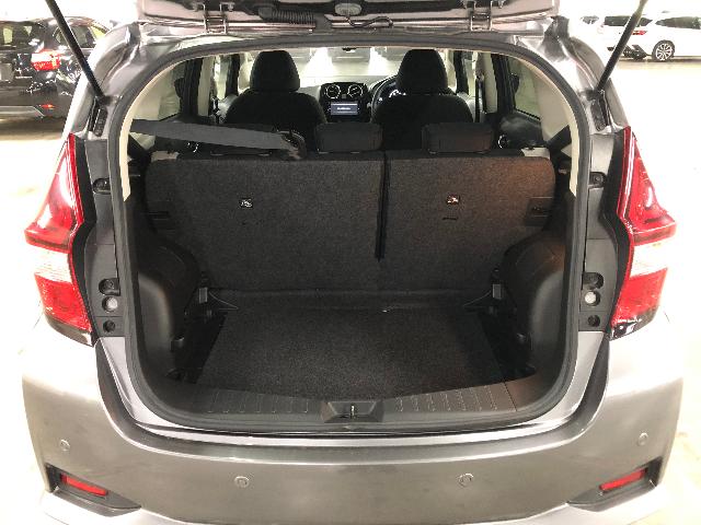 日産 ノート　ＨＢ e-POWER X