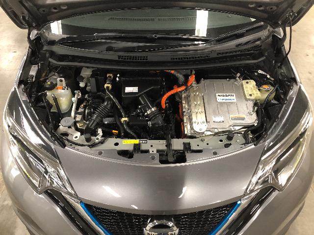 日産 ノート　ＨＢ e-POWER X