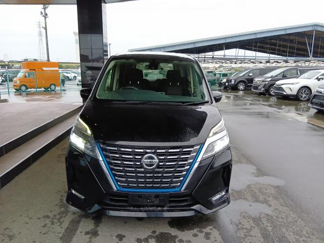 日産 セレナ e-POWER ハイウェイスター V