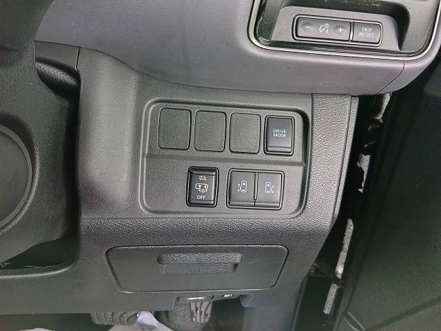 日産 セレナ e-POWER ハイウェイスター V