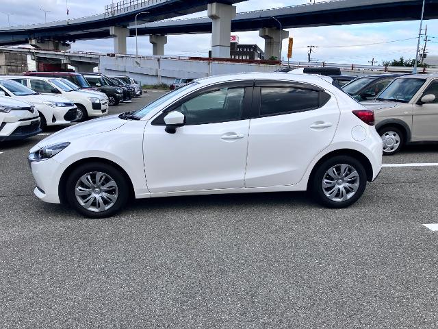 マツダ MAZDA2 15S Smart Edition