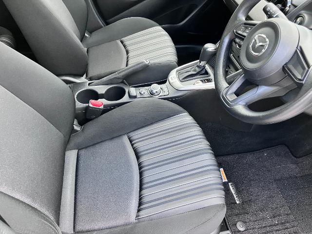 マツダ MAZDA2 15S Smart Edition