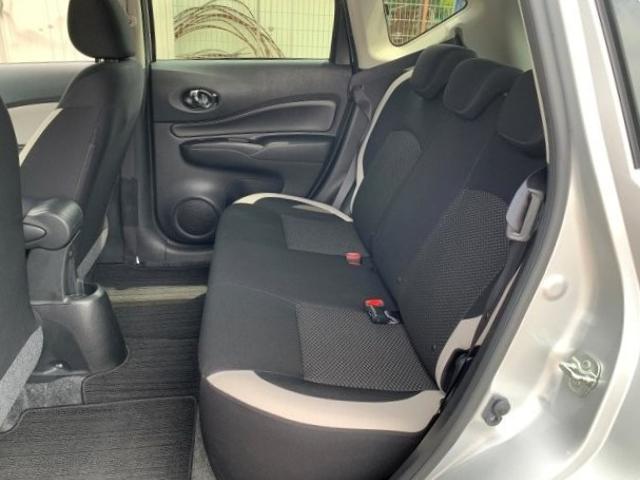 日産 ノート X アラウンドビューモニターLEDヘッドライト付き