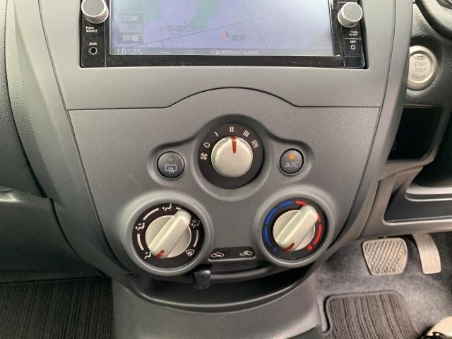 日産 ノート X アラウンドビューモニターLEDヘッドライト付き